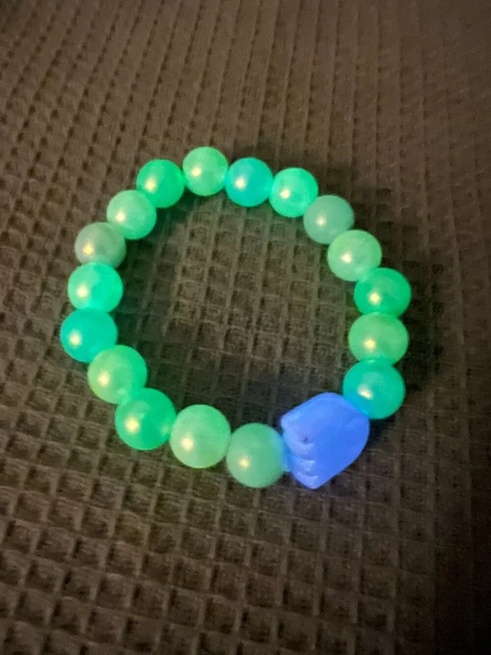 Designs by Forte Glow-In-The-Dark Ghost Pastel Pearl Stretch Bracelet